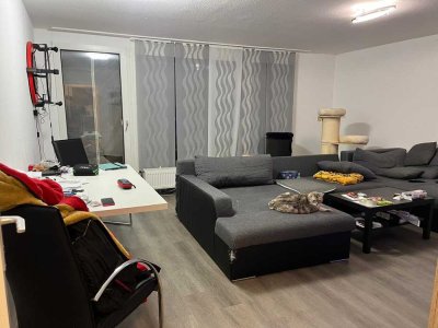Lichtdurchflutete, großzügige 3-Zimmer-Dachgeschoß-Wohnung mit großem Balkon