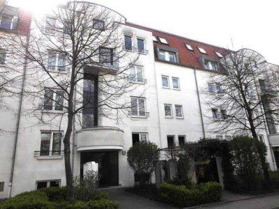 Helle, freundl. 3-R-Whg. mit Balkon. Schöne Wohnlage im Dresdner Stadtteil Laubegast.