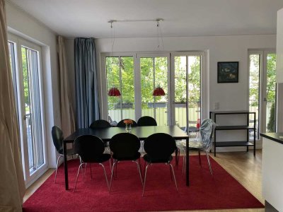 Helle, exklusiv ausgestattet und möblierte 2-Zimmer Wohnung in Altschwabing