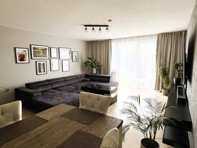 GROßZÜGIGE 3,5-ZIMMER WOHNUNG MIT GROßEM BALKON IN ZENTRALER WOHNLAGE  - PROVISIONSFREI