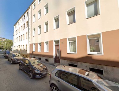 Provisionsfrei:  besonders für Familien und Investoren: 5-Zimmer Eigentumswohnung in Nürnberg-Wöhrd
