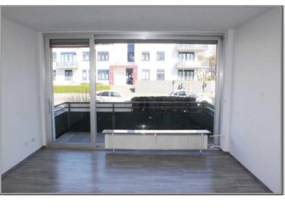 Exklusive, modernisierte 2-Raum-Erdgeschosswohnung mit geh. Innenausstattung mit Balkon in Krefeld