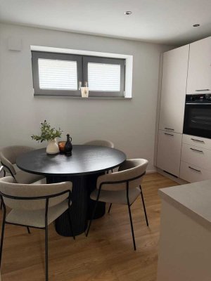 2 Zimmer Wohnung mit Terrasse + Garage