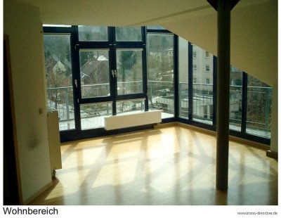 Charmante 3-Zimmer-Wohnung mit Wintergarten-Highlight und Balkon in St. Arnual