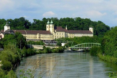 SCHNELL SEIN: Hochwertige Neubauwohnung mit großem Garten und vielen Extras