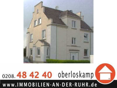 Frisch renovierte 2- Zimmer- Dachgeschosswohnung in ruhiger Lage von Mülheim-Dümpten!