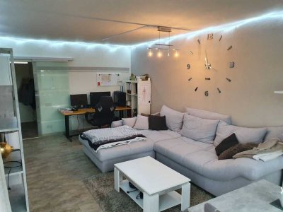 Helle 2,5-Zimmer Wohnung im 3. OG mit Balkon in Bielefeld-Senne