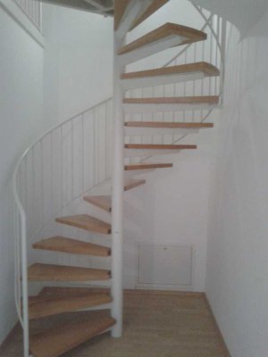 Geräumige 4-Zimmer-Maisonette-Wohnung in zentraler Lage