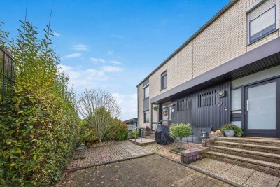 Modernisiertes Reiheneckhaus mit Sommergarten und Pool in ruhiger Lage von Monheim am Rhein