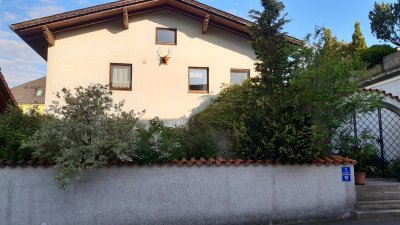 Voll ausgestattetes Haus mit Garten als Wohlfühloase