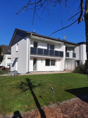 Sanierte Doppelhaushälfte mit großem Garten in Maintal, Privatanzeige ohne Maklercourtage