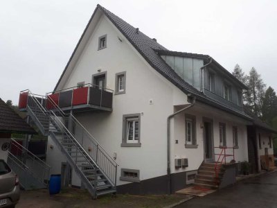 Attraktive 3,5-Raum-DG-Wohnung in Schopfheim-Raitbach mit Balkon, Galerie und Einbauküche