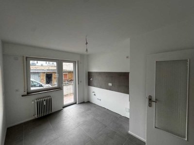 Erstbezug: Am Woog 3,5-Zi-Apartment, Ost & West-Balkon, Keller, EBK, WG geeignet
