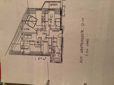 Freundliche, zentral in Uerdingen gelegene, helle Dachgeschosswohnung.
