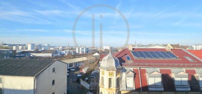 Modernisierte, bezugsfertige 4-Zimmerwohnung über den Dächern Nürnbergs