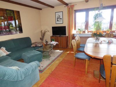 Freundliche 3-Zimmer-Penthouse-Wohnung mit Balkon in Hemsbach