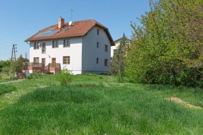 Großzügiges Ein- bis Zweifamilienhaus auf über 1.900 m² Grundstück mit Entwicklungspotenzial