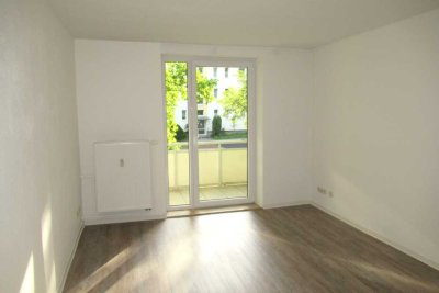 * * *Ihre neue Wohnung mit DUSCHKABINE in Wohnanlage mit viel Grün* * *