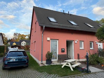 Gepflegtes Reihenhaus mit 4 Zimmern in Zeuthen