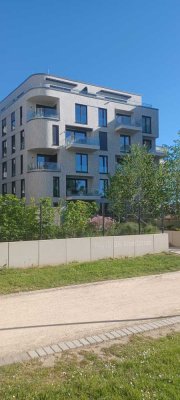 3-Zimmer-Neubauwohnung an Parkanlage mit See  in Düsseldorf