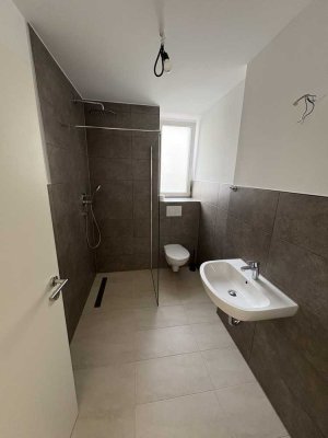 Neuwertige 3-Raum-Wohnung mit Balkon und Einbauküche in Herrenberg