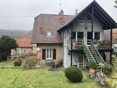 Helle 5-Zimmer Wohnung mit Garten in Maulbronn