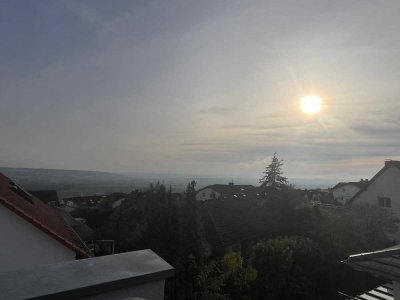 Moderne 3-Zimmer-Wohnung mit Balkon und toller Aussicht in Ober-Olm