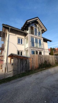 Erstbezug von 2,5-Zimmer Wohnung mit Balkon in Kempten-Lenzfried