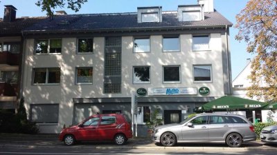 Renovierte Nichtraucher 4-Zimmer Wohnung mit Balkon in Wiemelhausen