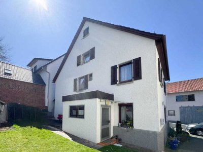 Ulm-Jungingen Omas & Opas gemütliches und heimeliges Häuschen mit Garten zur gemeinsamen Nutzung