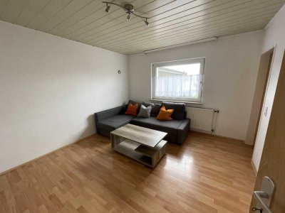 Hinterhaus mit 2 Zimmern und EBK in Bad Nauheim-Steinfurth