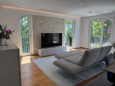 Neuwertige 3-Zimmer Neubauwohnung mit Balkon, TG & Miele Küche in Pasing