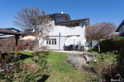 Exklusive Doppelhaushälfte in moderner Split-Level-Bauweise – ein Zuhause, das mehr verspricht…