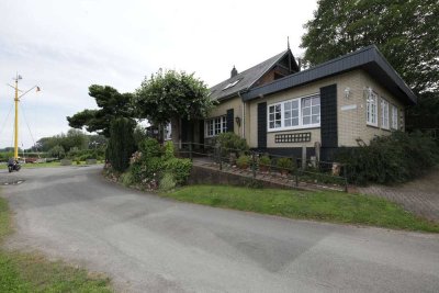TOP ANGEBOT!Exklusives Juwel mit einmaliger Lage direkt an der Süderelbe Schifffahrtsweg/3.300m2 Grd