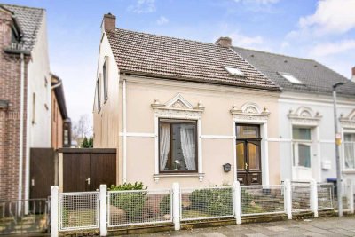 Bremen-Oslebshausen: Gepflegtes Einfamilienhaus mit durchdachtem Grundriss und Gartenidylle