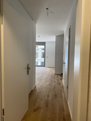 Krefeld-Bockum! Neubau-2-Zimmer-Wohnung mit cleverem Grundriss & Terrasse mit Garten