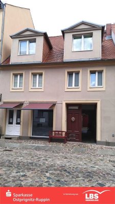 Mehrfamilienhaus mit Gewerbe in Neuruppins 1A-Lage
