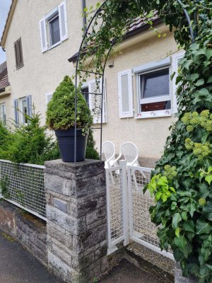 DHH mit EBK / Stellplatz in Stadtmitte - für 1-2 Personen - neuer Fassadenanstrich
