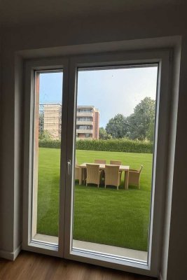 +++ERDGESCHOSSLIEBHABER AUFGEPASST - GROßZÜGIG UND MIT GROßEM GARTEN+++