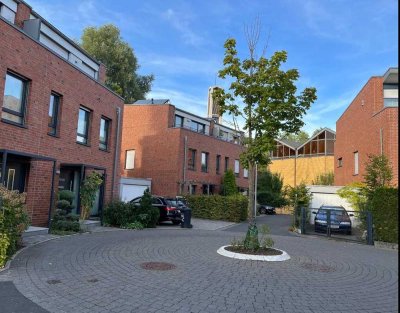 HAUS IM GRÜNEN  AN DER DÜSSEL - möbliert - MODERN HELL NEUWERTIG