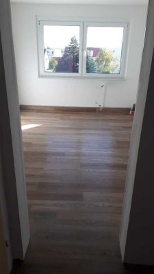 Helle 3-Raum Wohnung mit Balkon