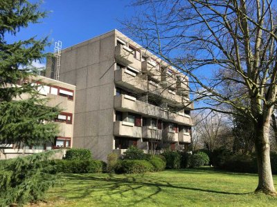 Kapitalanlage: Vermietete Maisonette-Wohnung  mit zwei Balkonen & Tiefgaragenstellplatz in Krefeld