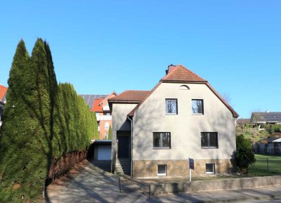 Saniertes 1-2 Familienhaus mit großer Garage und tollem Garten in Löhne Gohfeld