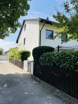 Familienfreundliche 5-Zimmer-Doppelhaushälfte mit Garten in Haar – gemütlich, ruhig, sonnig