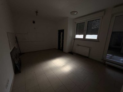 Bürgergeld-/Jobcenter-Empfängern sind auch willkommen.
