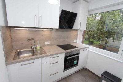 Schöne, kernsanierte, helle und großzügige 1,5-Zi.-Whg. mit Balkon und hochwertiger Küche