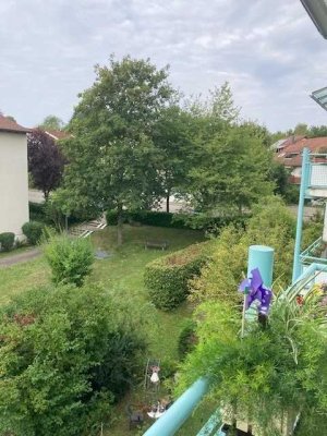 Perfekt geschnittene 3-Raum-Wohnung mit Balkon, Stellplatz und EBK in Müllheim
