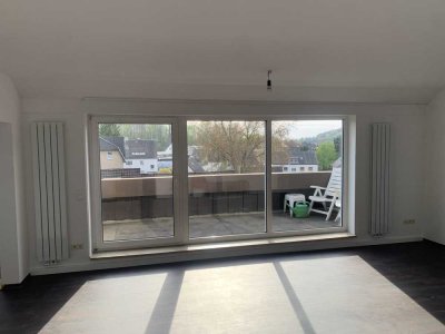 Großzügige 4-Zimmer Maisonettwohnung