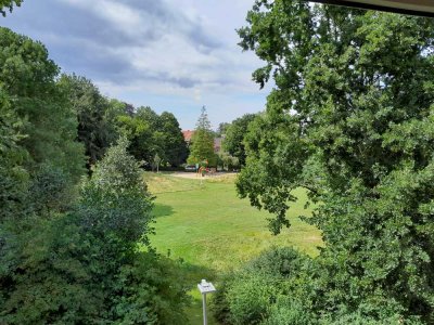 Schöne 2,5-Zimmer-Wohnung mit Balkon in Bielefeld Mitte