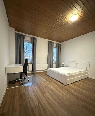 Möbliertes WG-Zimmer für Studenten in Linden – frisch saniert